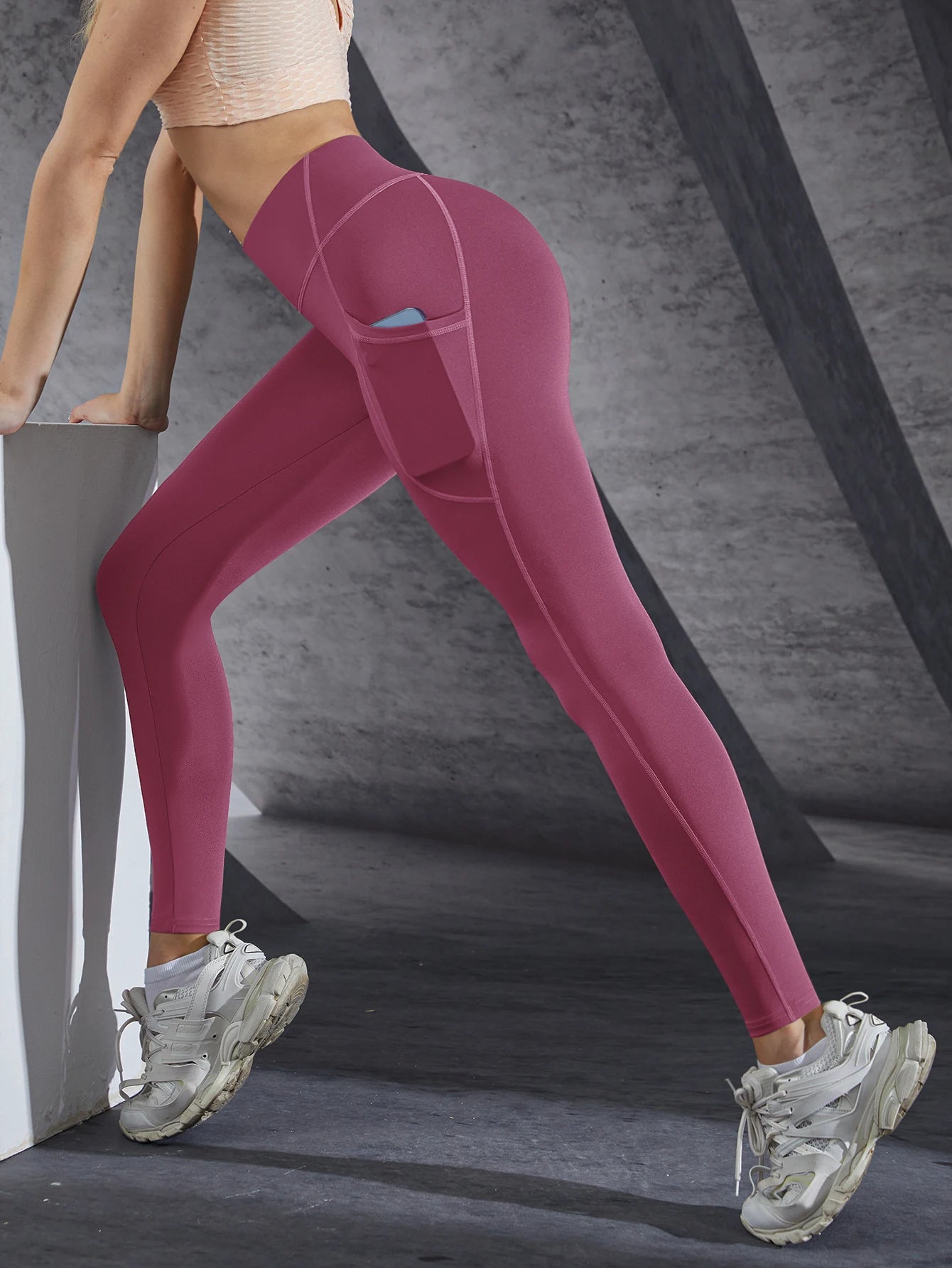 ShapeSculpt High-Waisted Leggings – Tummy Control, Sculpting Fit & Side Pockets